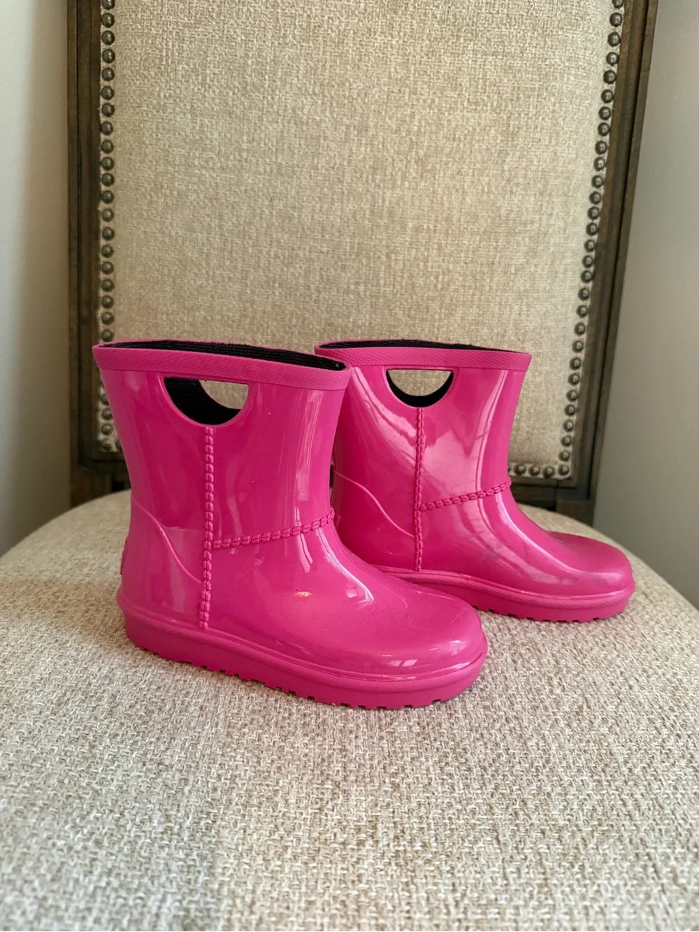 Girls UGG Kids Hot Pink Waterproof Rubber Rain Boots size toddler 11